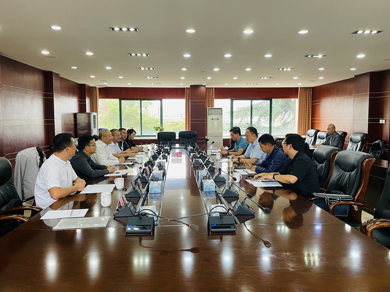 1693536427336018458.jpg 【公司新闻】李树军拜会曲靖市委常委、副市长于韬_副本.jpg