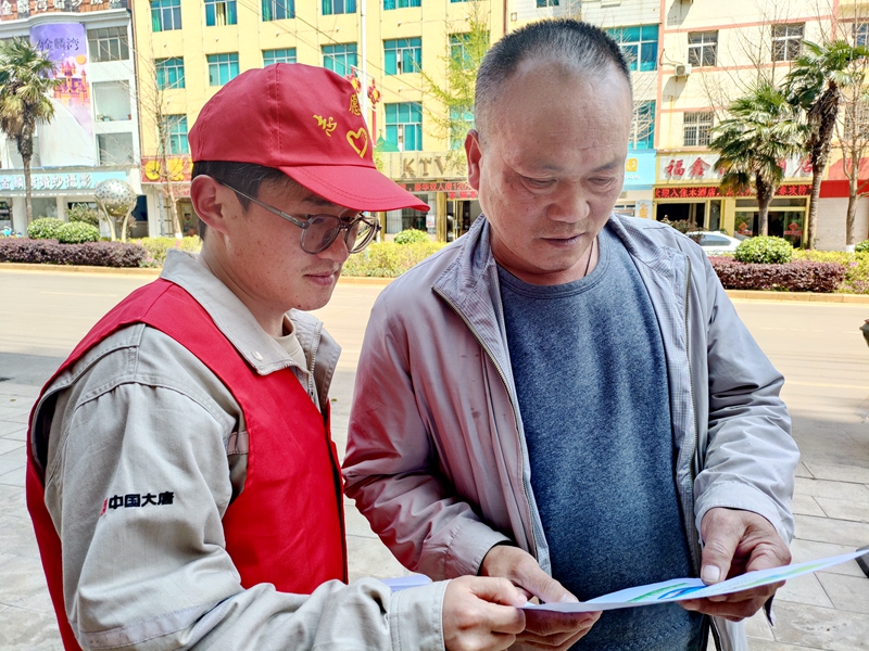 ”节水护水我先行  志愿服务显担当”主题团日外出宣传活动照片4_副本.jpg
